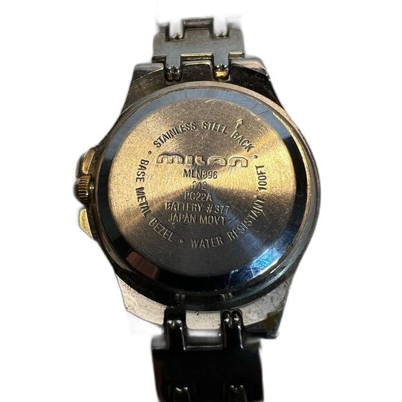 Milan Women\'s watch. Pearl opalescent face. MLN896, PC22A Great Condition. main image 4
